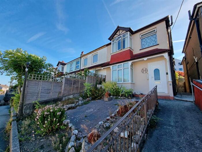 3 Bedroom End Of Terrace House For Sale In Woodvale Terrace, Launceston, PL15
