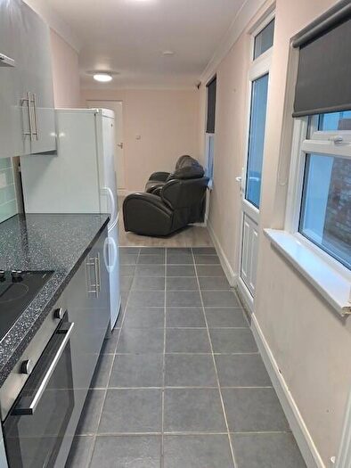 2 Bedroom Apartment To Rent In Malefant Street, Cardiff(City), CF24