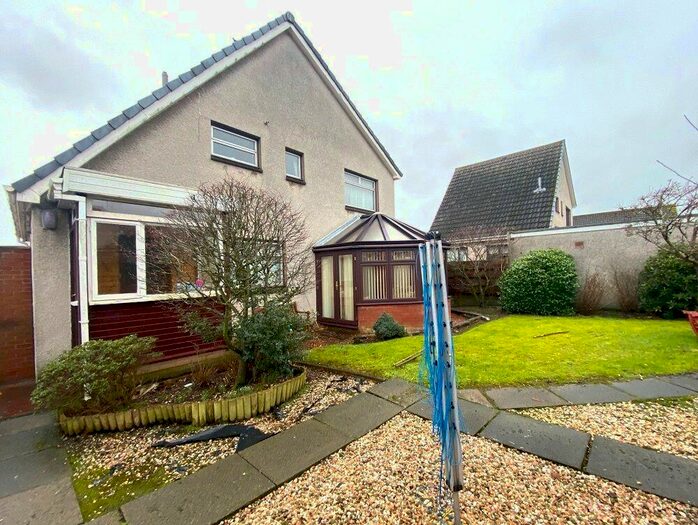 3 Bedroom Detached House For Sale In Woodlands Drive, Crossford, Dunfermline, KY12