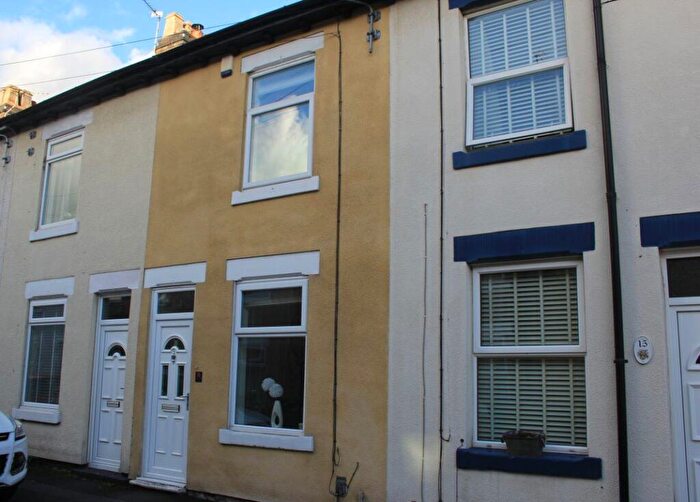 2 Bedroom Terraced House To Rent In Lime Tree Avenue, Stafford, ST16