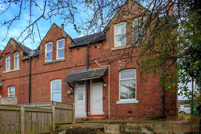 3 Bedroom End Of Terrace House To Rent In Primrose Hill Terrace, Jarrow, NE32