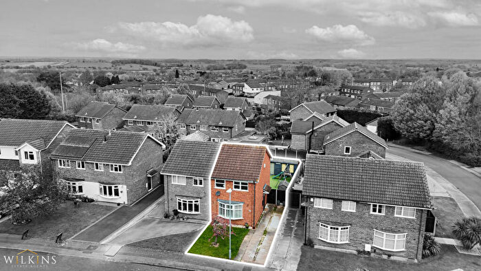 3 Bedroom Semi Detached House For Sale In Greenheart, Tamworth, Staffordshire, B77