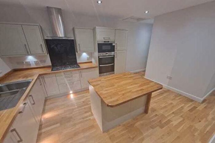 3 Bedroom Property To Rent In Lynton Avenue, Wolverhampton, WV6