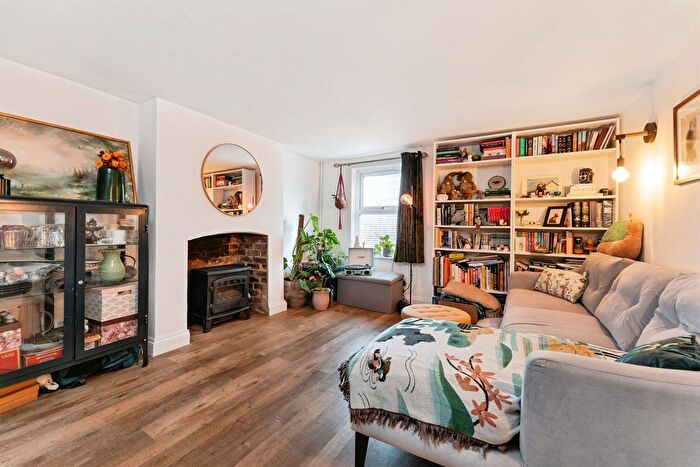 2 Bedroom Cottage For Sale In Nene Parade, March, PE15