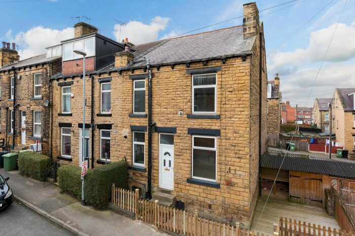 2 Bedroom End Of Terrace House To Rent In Cowley Road, Leeds, West Yorkshire, LS13