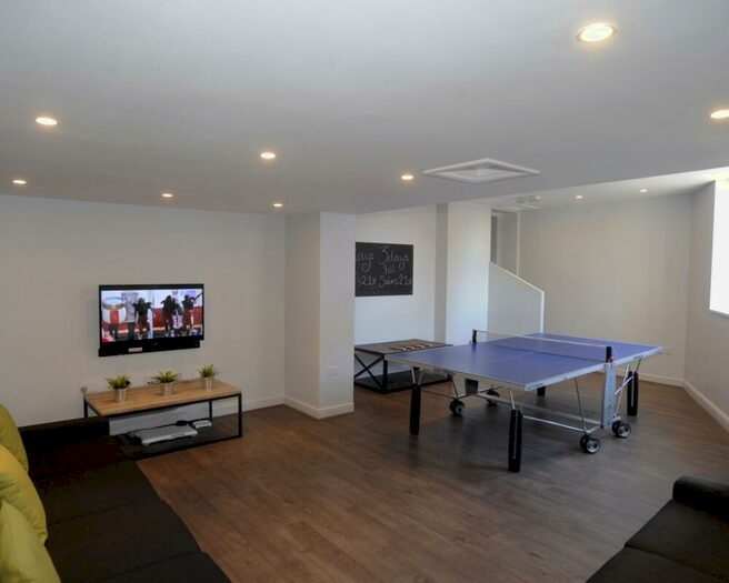 6 Bedroom Terraced House To Rent In Iddesleigh Road, Exeter, EX4