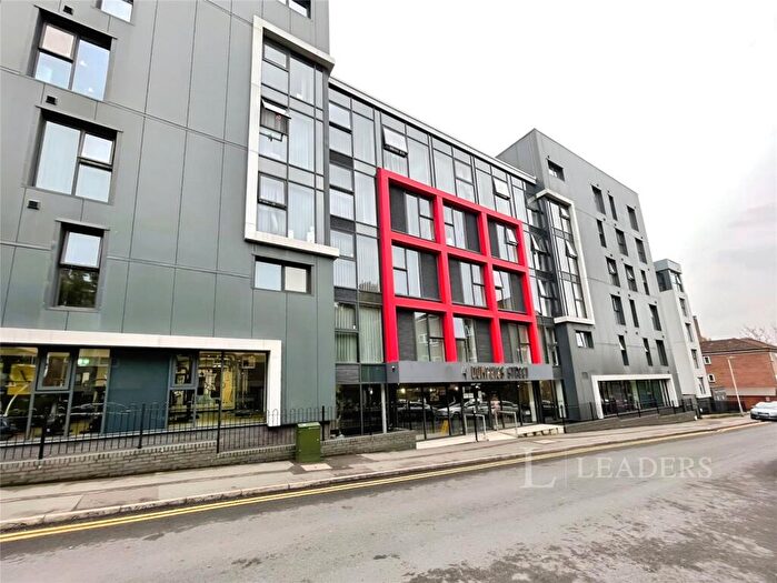 Studio To Rent In Dumfries Street, Luton, Bedfordshire, LU1