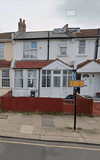 3 Bedroom Terraced House To Rent In Heston Road, Heston, Hounslow, TW5