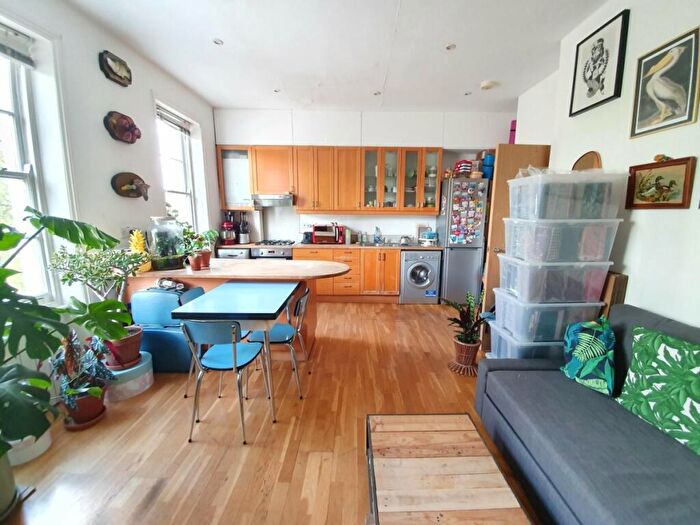 1 Bedroom Flat To Rent In Murray Street, Camden, NW1