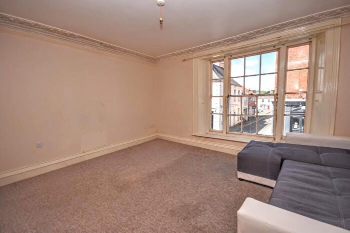 3 Bedroom Block Of Apartments For Sale In Eastgate, Louth, LN11