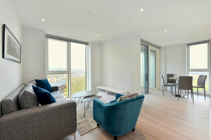 1 Bedroom Flat To Rent In Skylark Point, Newnton Close, Woodberry Down, London, N4