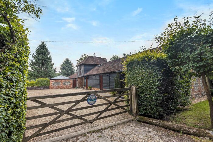 2 Bedroom Apartment To Rent In Wyfold Road, Gallowstree Common, RG4