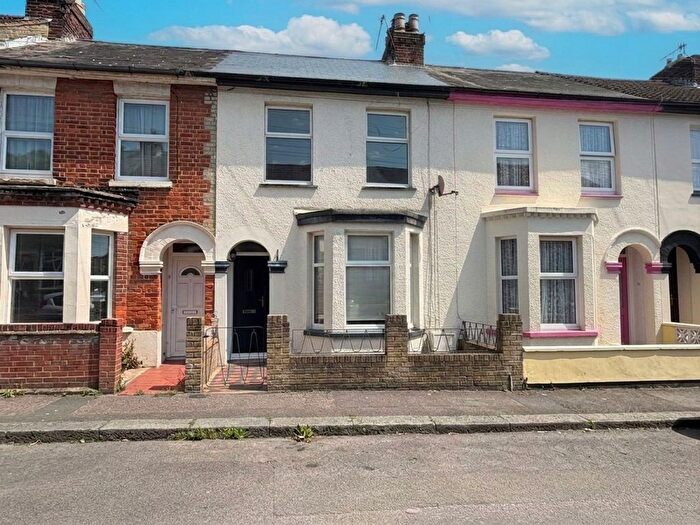 3 Bedroom Terraced House To Rent In Oswald Road, Dover, CT17