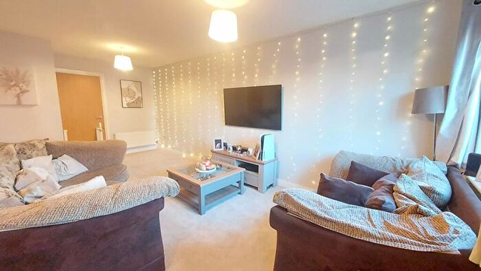 2 Bedroom End Of Terrace House For Sale In Ivatt Close, Bourne, PE10