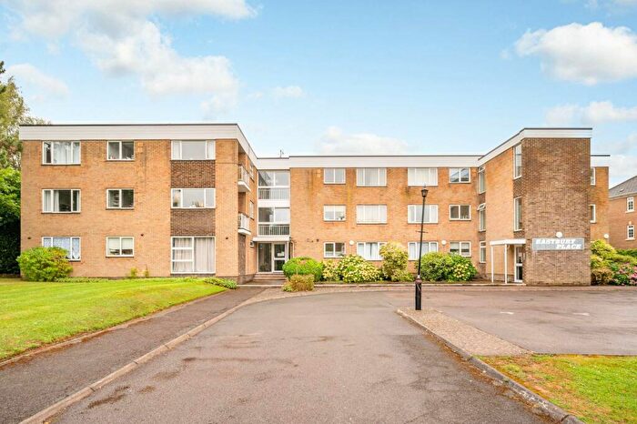2 Bedroom Flat To Rent In Eastbury Place, Northwood, HA6