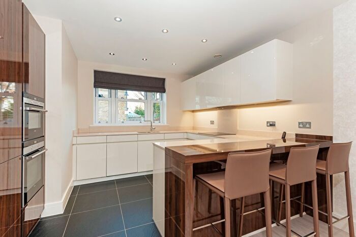 5 Bedroom Terraced House For Sale In Emerald Square, London, SW15