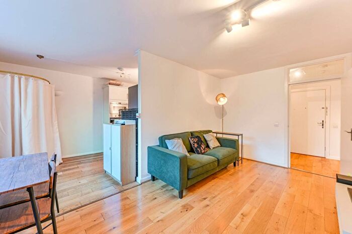 2 Bedroom Flat For Sale In New Compton Street, Covent Garden, London, WC2H