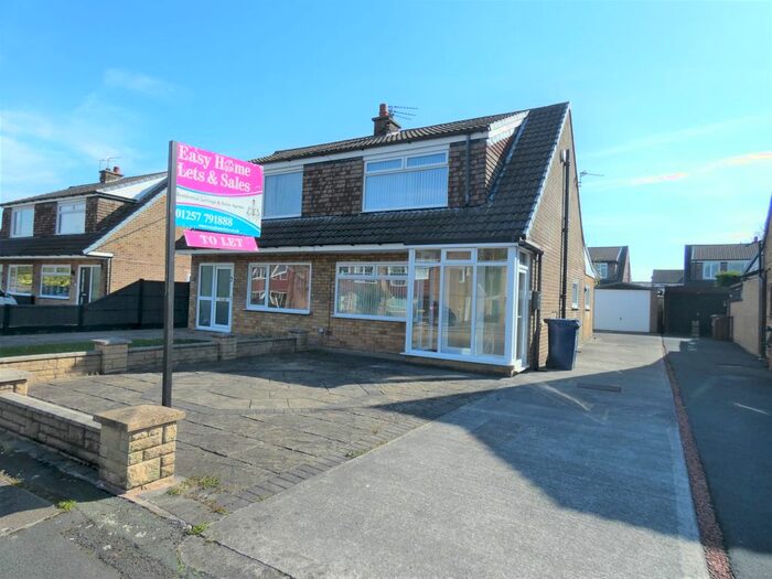 3 Bedroom Semi-Detached House To Rent In Holland Avenue, Walton-Le-Dale, Preston, PR5