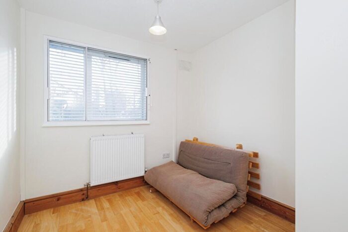 2 Bedroom Flat For Sale In Rosalind Court, Asgard Drive, Salford, Greater Manchester, M5