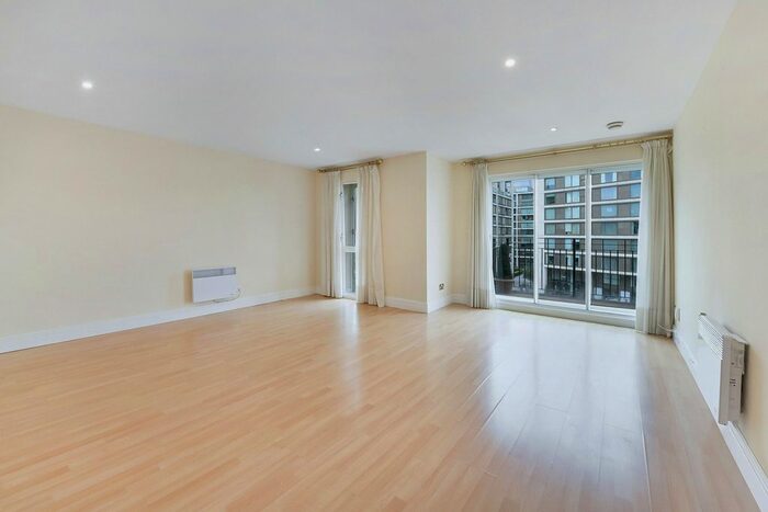 2 Bedroom Property To Rent In Tollard House, Kensington High Street, W14