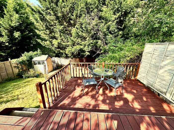 2 Bedroom Maisonette To Rent In Ankerdine Crescent, Shooters Hill, London, SE18