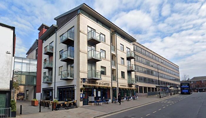 2 Bedroom Flat To Rent In New Road, Oxford, OX1