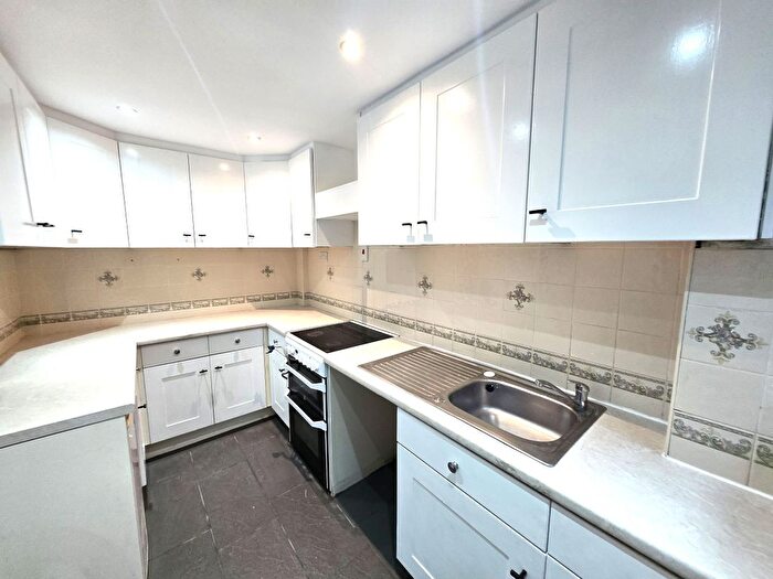 3 Bedroom Terraced House To Rent In The Beeches, Nottingham, NG3