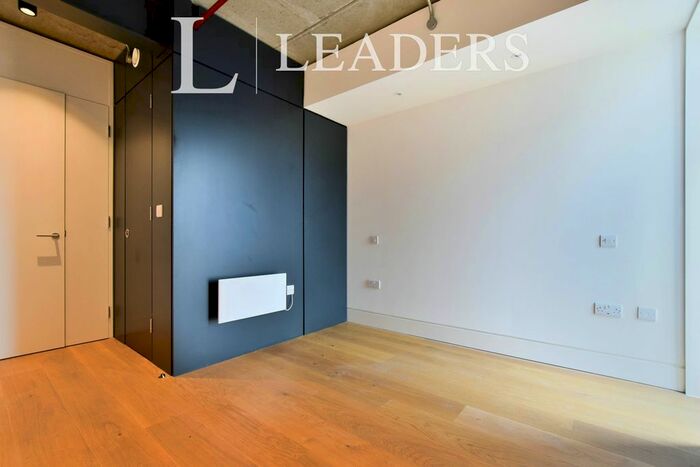 2 Bedroom Flat To Rent In Phoenix, Chapeltown Street, Manchester, M1