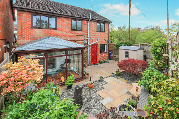 4 Bedroom Detached House For Sale In Coalpit Hill, Talke, Stoke-on-Trent, ST7