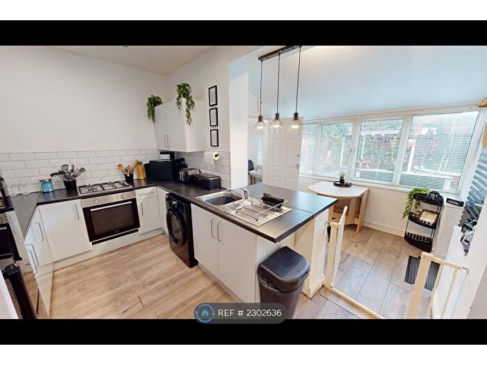 2 Bedroom Semi-Detached House To Rent In Jutland Grove, Westhoughton, Bolton, BL5