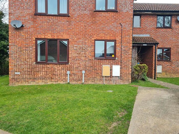1 Bedroom Flat For Sale In Semer Close, Stowmarket, Suffolk, IP14