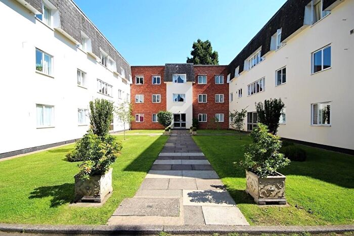 2 Bedroom Apartment To Rent In Kenilworth Road, Leamington Spa, Warwickshire, CV32