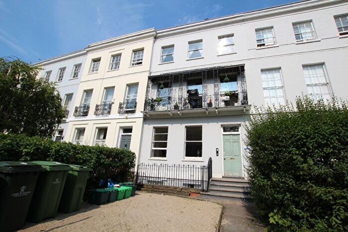 1 Bedroom Flat To Rent In Evesham Road, Pittville, Cheltenham, GL52