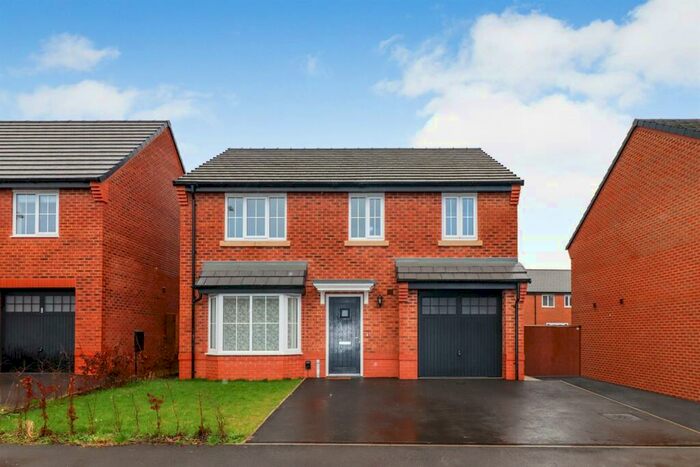 4 Bedroom Detached House To Rent In Bedroom Detached House In Chiswell Road, Cottam, PR4