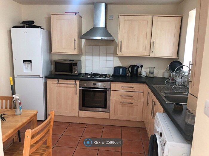 2 Bedroom Flat To Rent In Highgate Street, Liverpool, L7