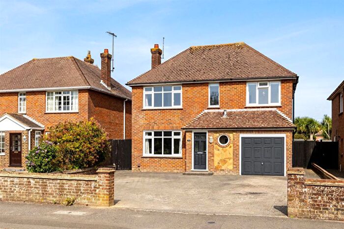 4 Bedroom Detached House For Sale In The Boulevard, Worthing, BN13