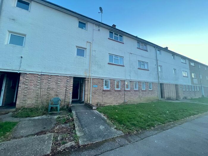 3 Bedroom Maisonette To Rent In The Dashes, Harlow, CM20
