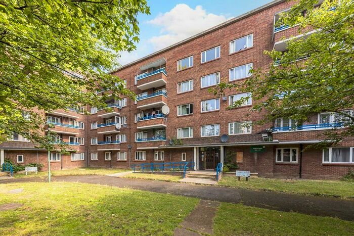 4 Bedroom Flat To Rent In Cambridge Gardens, Norbiton, Kingston Upon Thames, KT1
