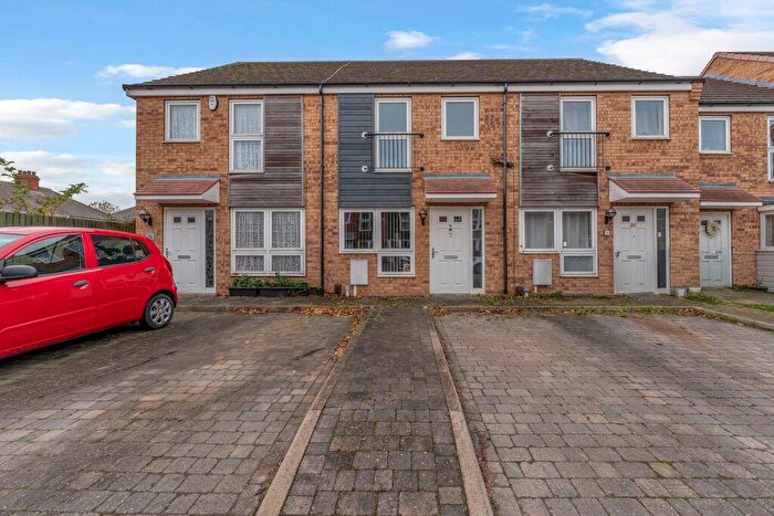 2 Bedroom Terraced House For Sale In Elder Road, Grimsby, DN34