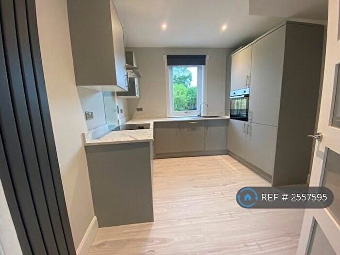 3 Bedroom Semi-Detached House To Rent In Garthdee Crescent, Aberdeen, AB10