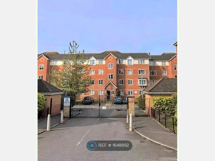 1 Bedroom Flat To Rent In Cricklewood, London, NW2