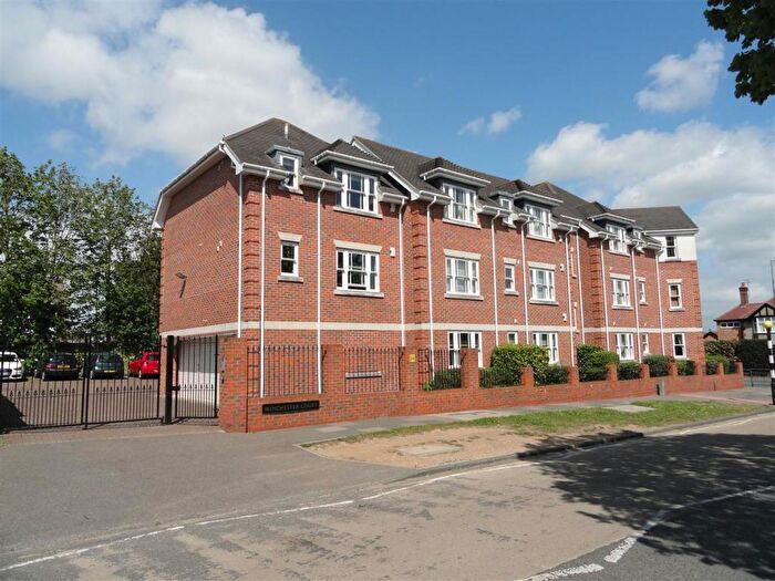 1 Bedroom Apartment To Rent In Winchester Court, Broomfield Road, Chelmsford, CM1