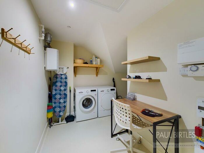 1 Bedroom Retirement Property For Sale In Adlington House, Moorside Road, Urmston, Trafford, M41