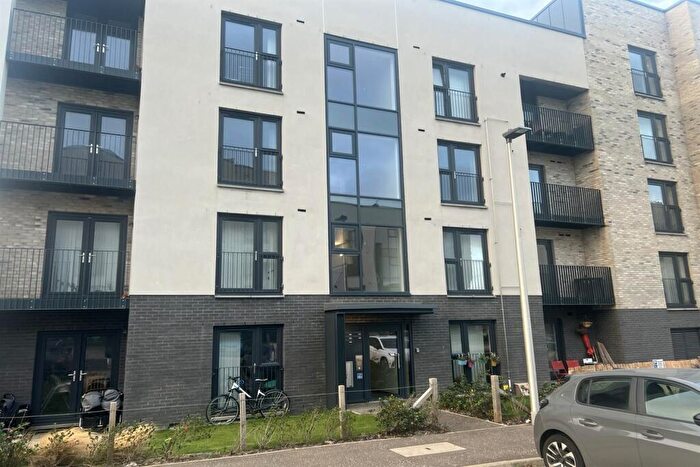 2 Bedroom Flat To Rent In Kane Neuk, Edinburgh, EH16