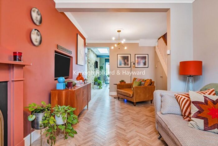 2 Bedroom End Of Terrace House To Rent In Adelaide Road, Chislehurst, BR7