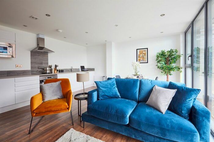 2 Bedroom Flat To Rent In Lower Broughton Road, Salford, M7