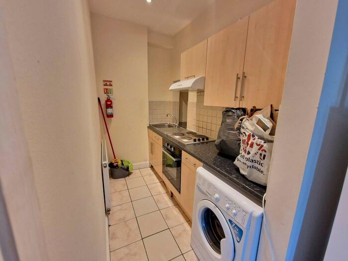2 Bedroom Flat To Rent In Archway Road, London, N6
