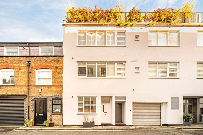 1 Bedroom Flat To Rent In Johns Mews, Bloomsbury, WC1N