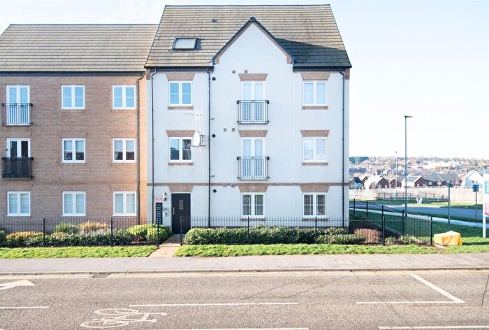 2 Bedroom Flat For Sale In Irthlingborough Road North, Wellingborough, NN8