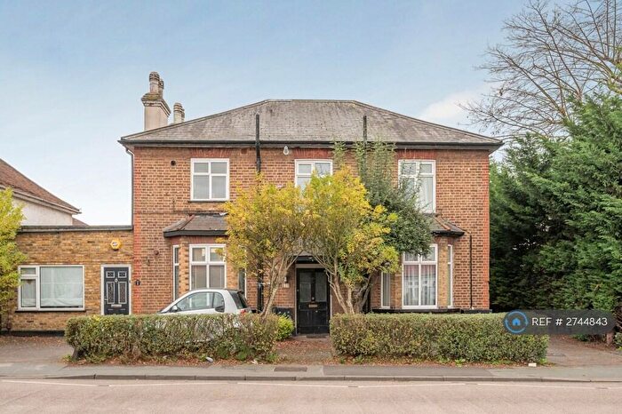 1 Bedroom Flat To Rent In Cheam Common Road, Worcester Park, KT4